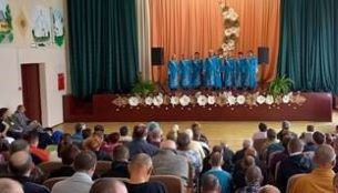 Народный хор ветеранов войны и труда «Радость» провел концерт в Новогрудском психоневрологическом доме-интернате