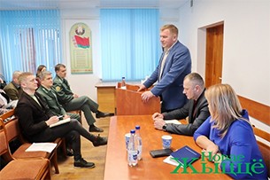 В Новогрудском лесхозе обсудили внесение изменений и дополнений в Конституцию