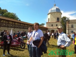 Участники Международного фестиваля любителей
 ретро-мотоциклов «Кола часу 2020» посетили Любчанский и Новогрудский
 замки