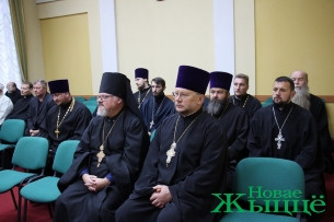 Уполномоченный по делам религий и национальностей Александр Румак провел встречу со священнослужителями Новогрудского района
