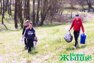 Молодежь Новогрудчины присоединилась к акции «Малым рекам – большая забота»