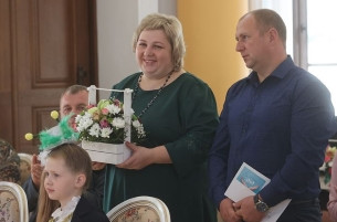 Новогрудчане Надежда и Юрий Скрундь приняли участие в торжественном приеме отцов и матерей в Гродно