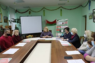 На Новогрудчине проходят диалоговые площадки по обсуждению изменений в проект Конституции Республики Беларусь
