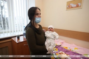 Refugee woman praises quality of obstetrical care in Belarus