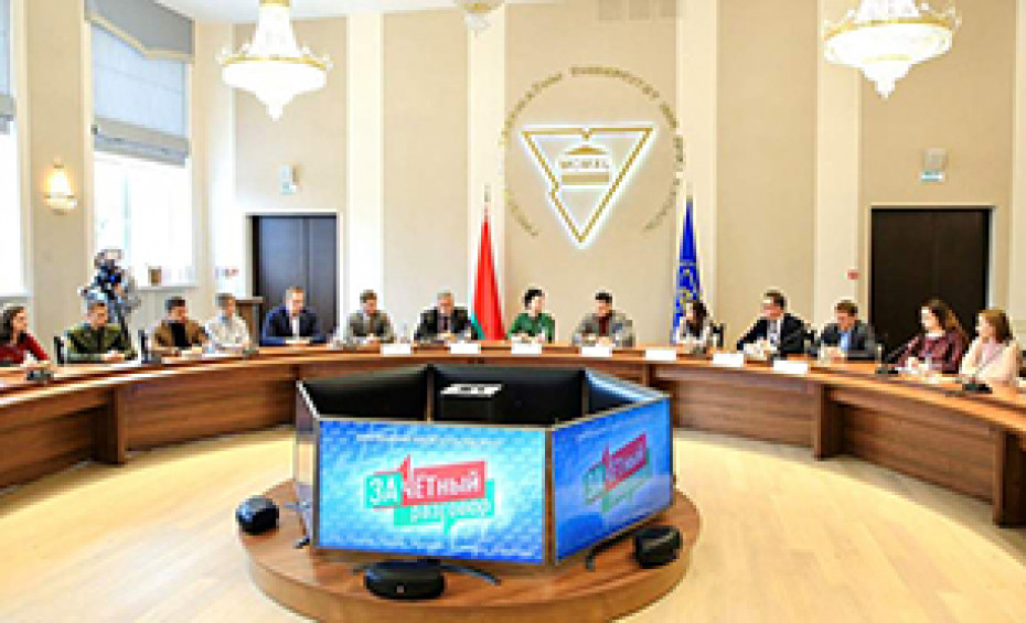 Сессия областного Совета депутатов и проект «ЗАчетный разговор». Главное за 28 марта