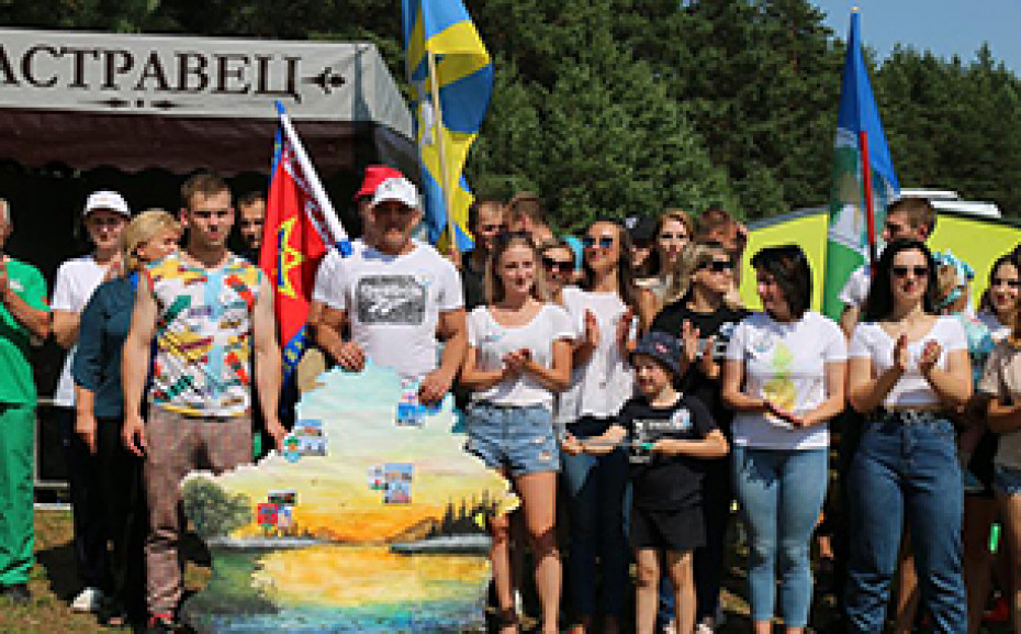 Областной туристический слёт БРСМ собрал в Островецком районе 17 команд