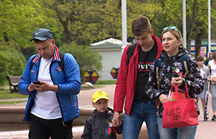 Жители Беларуси доверяют институтам власти: итоги соцопроса к Дню народного единства