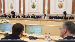 Лукашенко на встрече с ректорами: жизнь ставит нам принципиальные и острые вопросы
