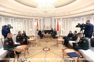 Лукашенко на встрече с министром обороны КНР: видение мироустройства КНР и Беларуси полностью совпадает