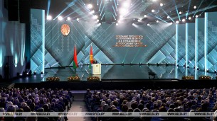 Лукашенко: мы сегодня крепко держим в руках будущее нашей независимой Беларуси